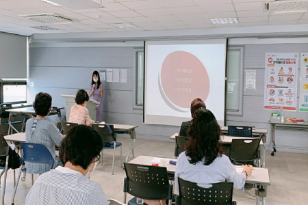 [꾸미기]0707-병원인력1(신예솜).jpg